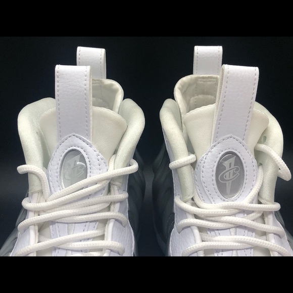 ***SOLD*** NEW Nike Women’s Air Foamposite One - Picture 4 of 7